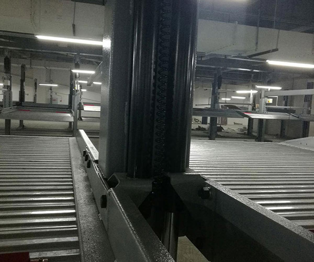 前鋒區升降橫移立體停車庫短租